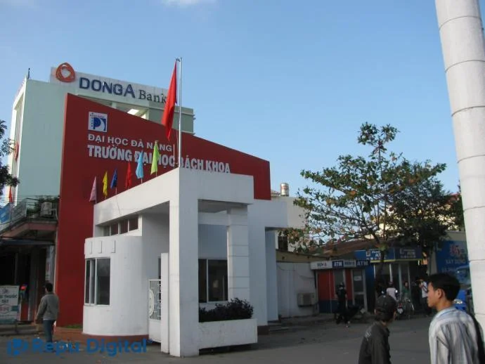 Read more about the article Đại học Bách khoa – Đại học Đà Nẵng chọn mua Zoom qua Repu Digital